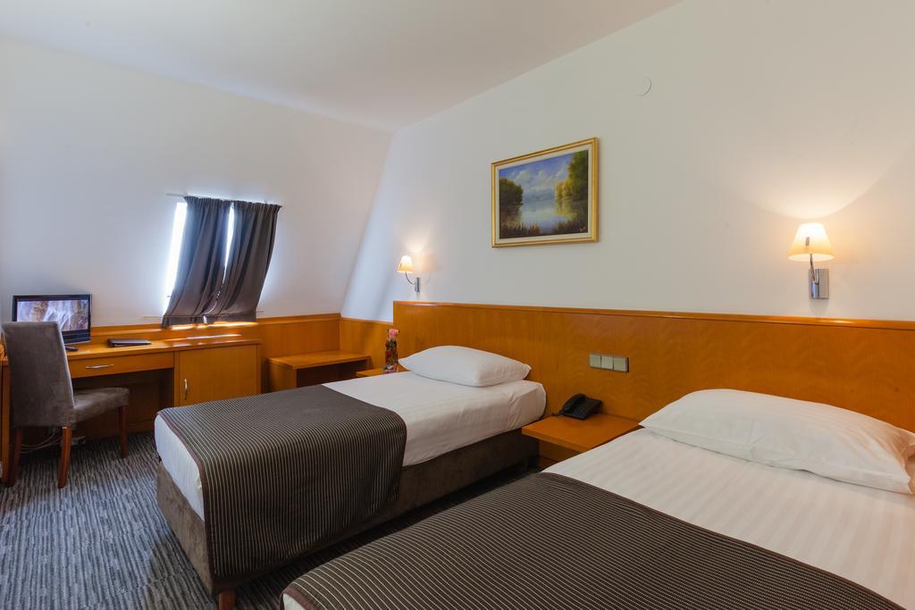 Hotel Grabovac Plitvicka Jezera Bagian luar foto